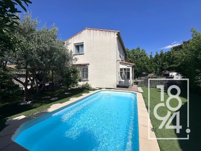 Propriété  À Vendre Villa T6 de 197m2 + Dépendance T2 de 56m2 avec piscine, jardin de 650m2 secteur de Montolivet